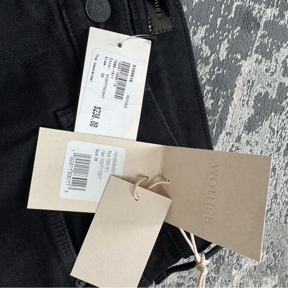 MOTHER The Weekender ‘Nighty Night’ Mid Rise Flare black denim Size 30 *BNWT* - Picture 6 of 9